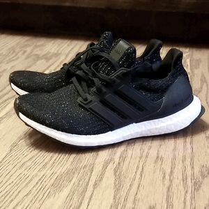 Adidas Ultraboost Sz 7 W